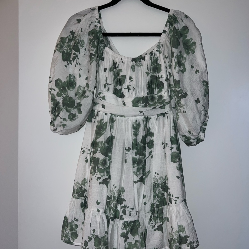 Hello Molly Green Floral Puff sleeve dress